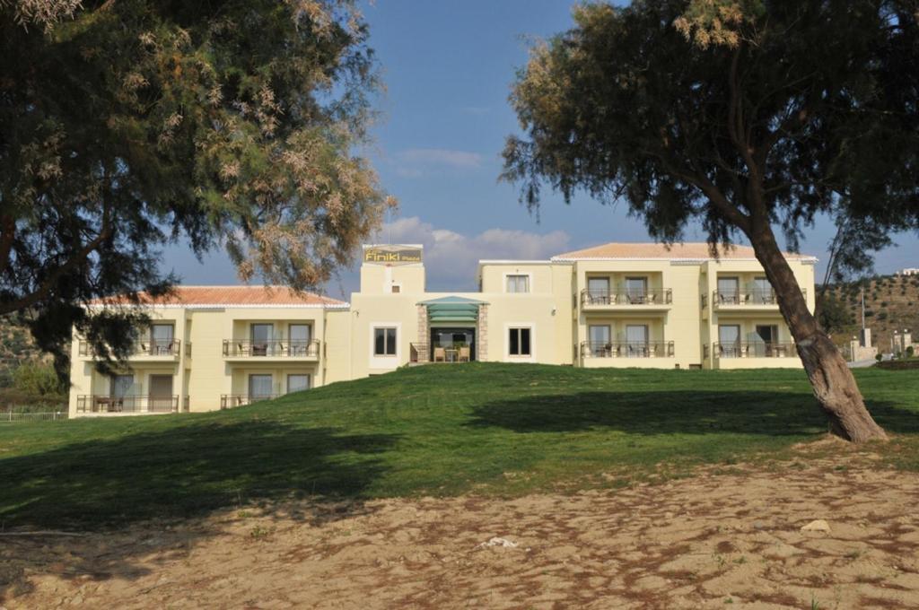 אפרטהוטל מת'וני Finiki Plaza מראה חיצוני תמונה